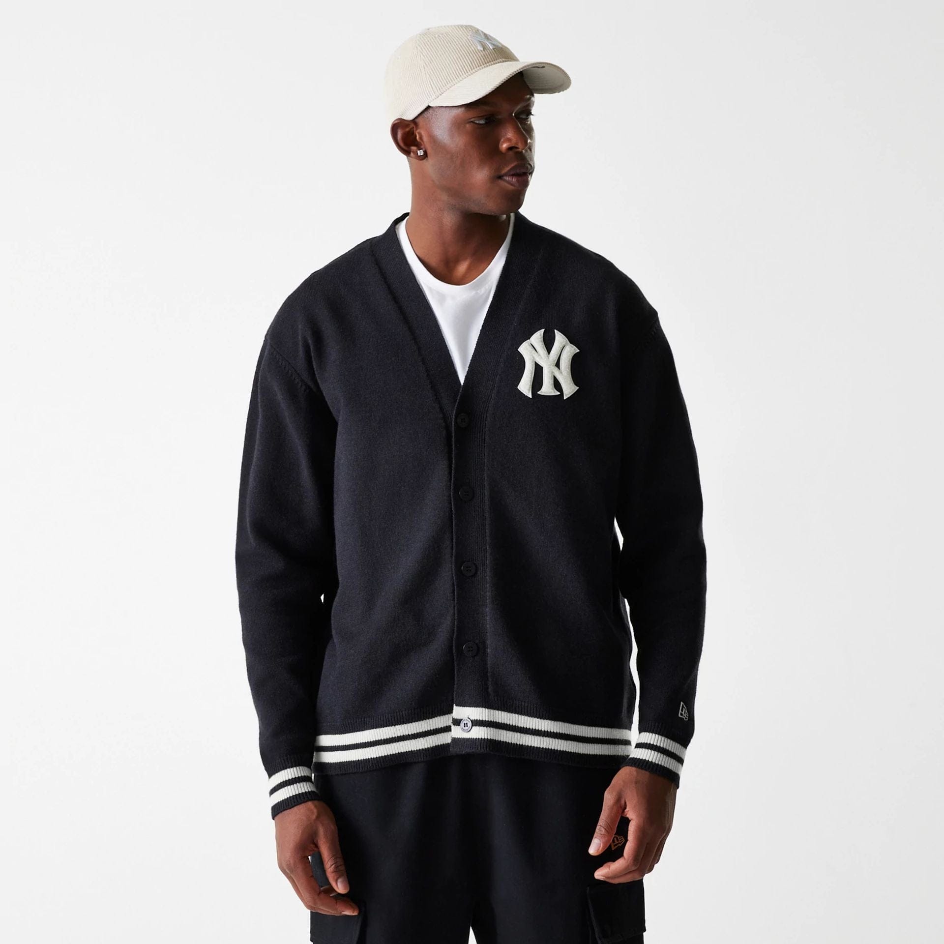 The Male model is wearing New York Yankees MLB Knit Black Cardigan 3