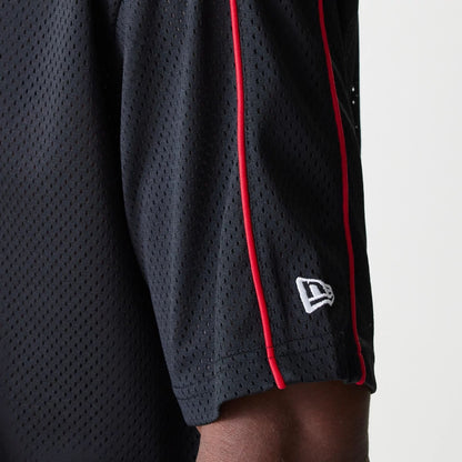 The Male model is wearing Chicago Bulls NBA Piping Black Oversized Mesh T-Shirt 7