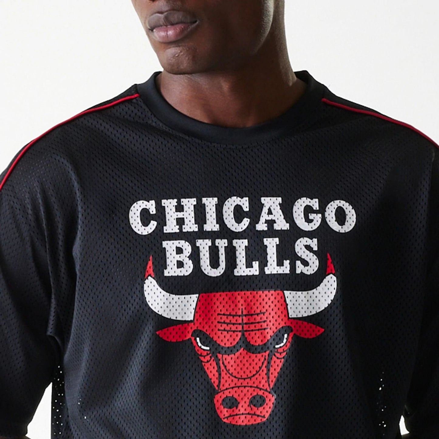 The Male model is wearing Chicago Bulls NBA Piping Black Oversized Mesh T-Shirt 6
