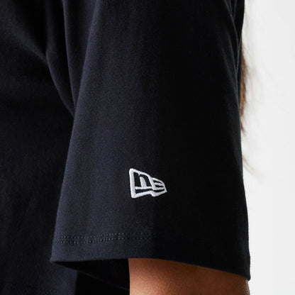 The Female model is wearing New York Yankees Womens League Essential Midi Black Crop T-Shirt 5