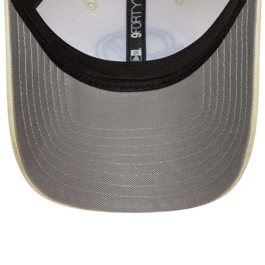 This is a MoneyGram Haas F1 Seasonal Cream 9FORTY Adjustable Cap 5