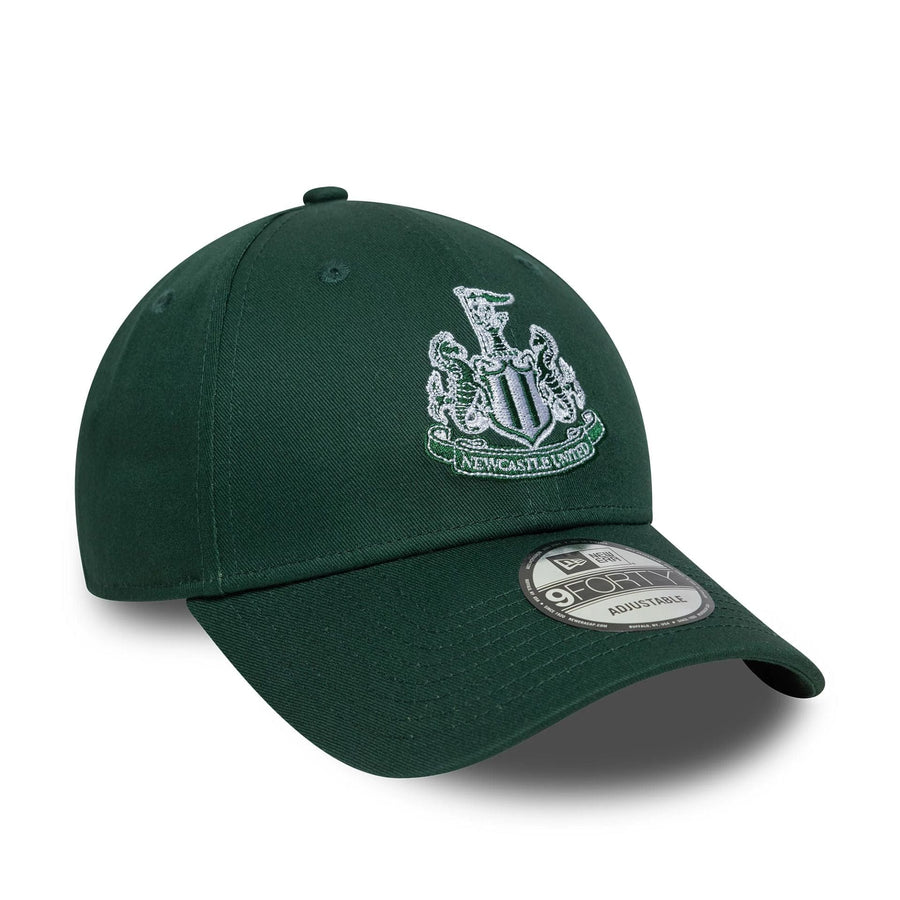 This is a Newcastle United FC Seasonal Dark Green 9FORTY Adjustable Cap 3
