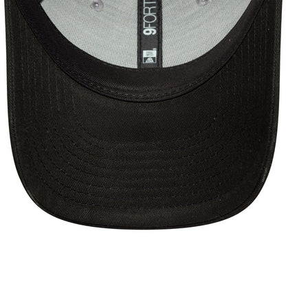 This is a Newcastle United FC Youth Wordmark Grey 9FORTY Adjustable Cap 5