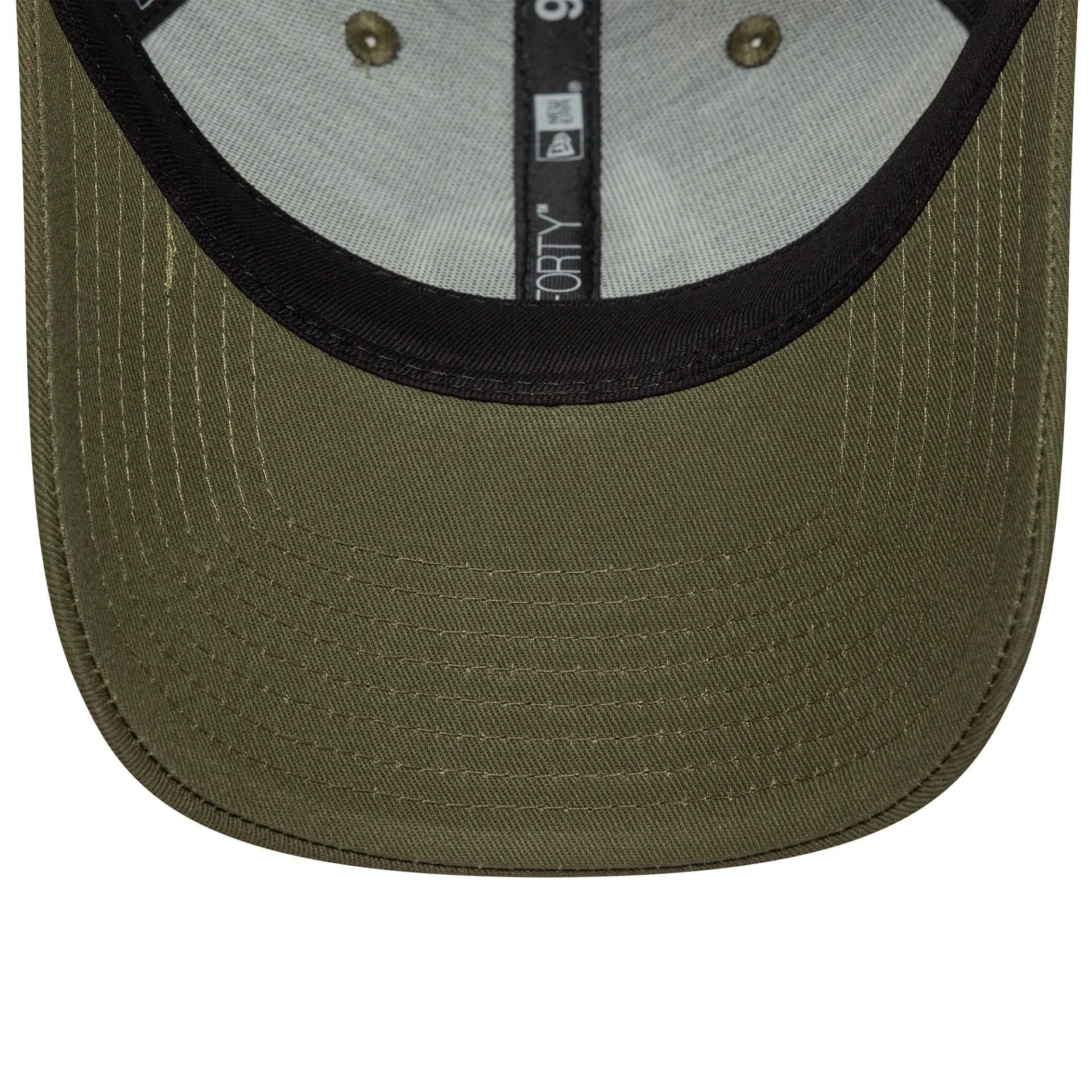 This is a Vespa Seasonal Green 9FORTY Adjustable Cap 5