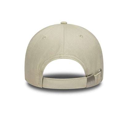 This is a Vespa Seasonal Cream 9FORTY Adjustable Cap 4