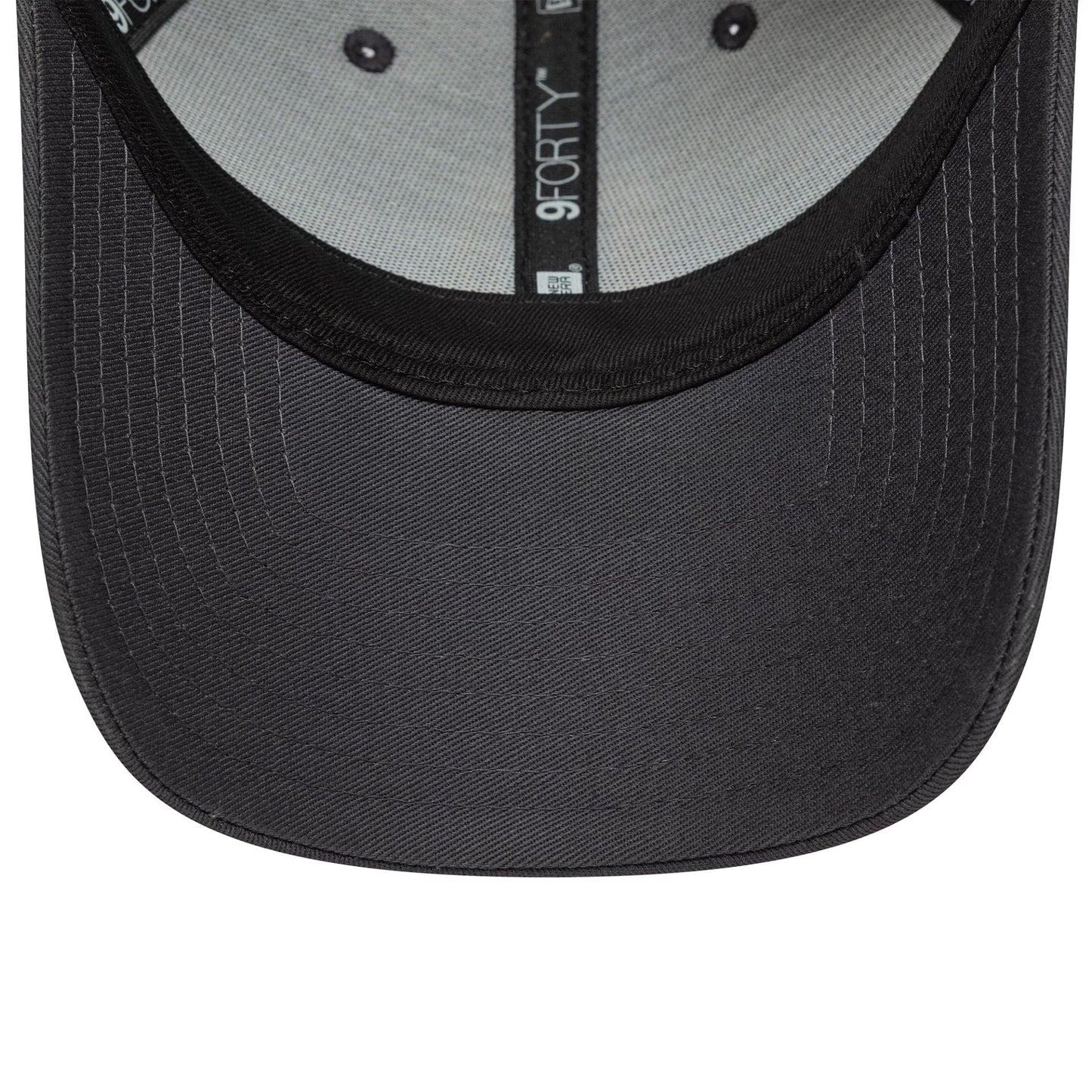 This is a AC Milan Colour Pop Dark Grey 9FORTY Adjustable Cap 5