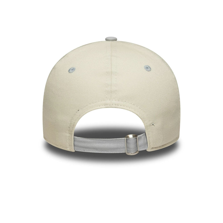 This is a AS Roma Womens Contrast Cream 9FORTY Adjustable Cap 4