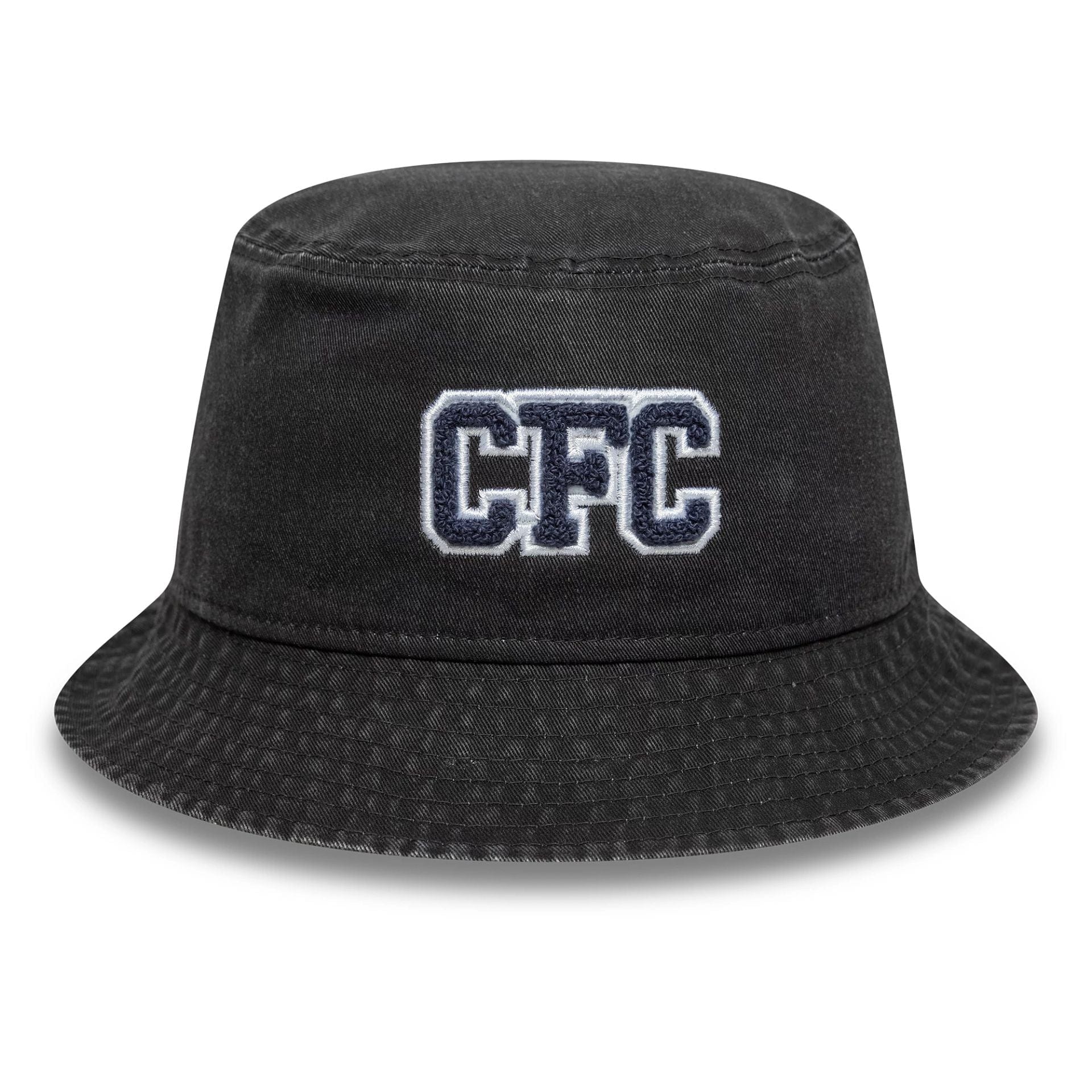 This is a Chelsea FC Lion Crest Collegiate Black Bucket Hat 2