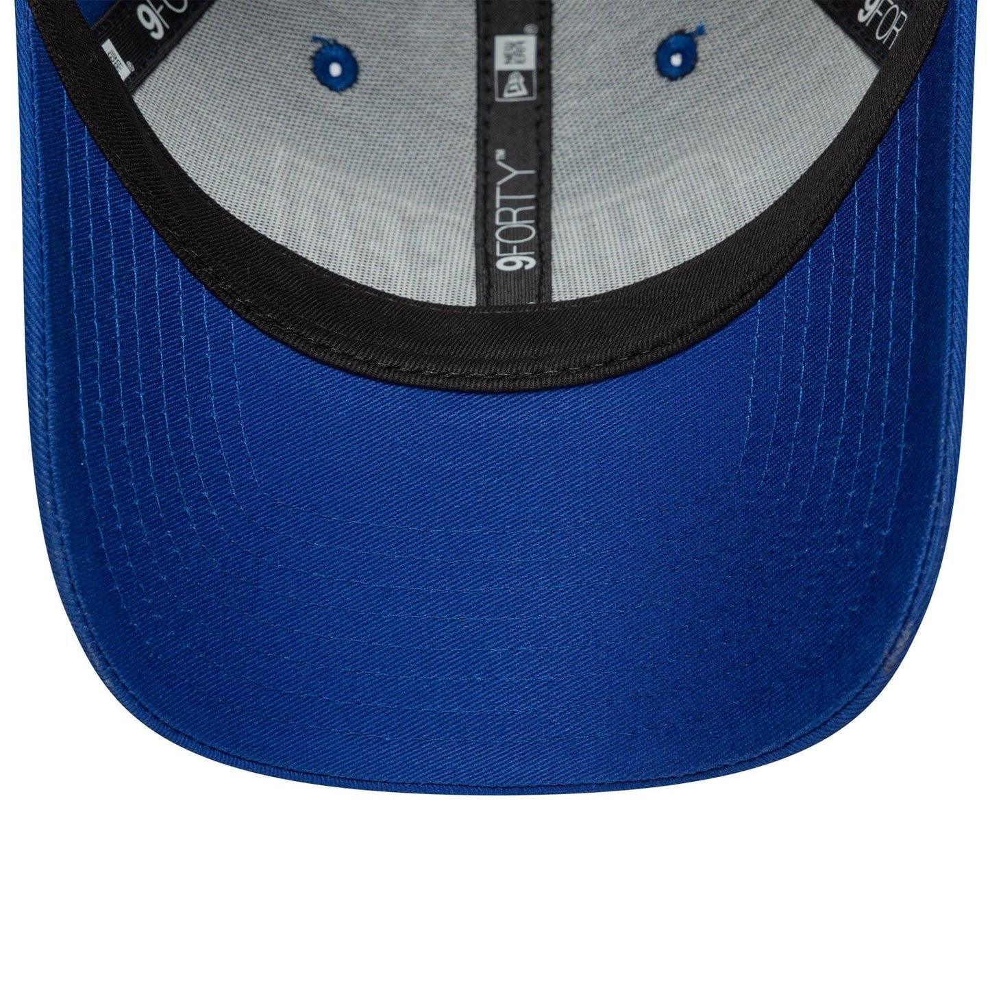 This is a Chelsea FC Lion Crest Keyline Blue 9FORTY Adjustable Cap 5