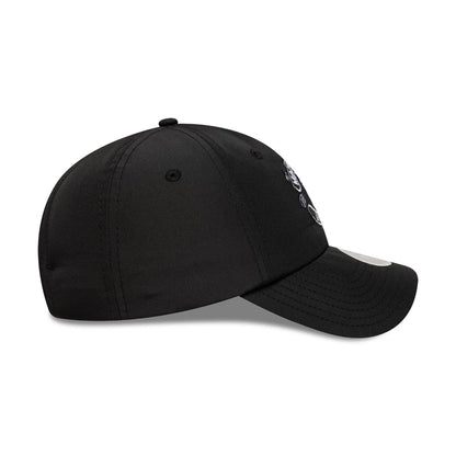 This is a Manchester United FC Womens Core Black Pony Tail Adjustable Cap 6