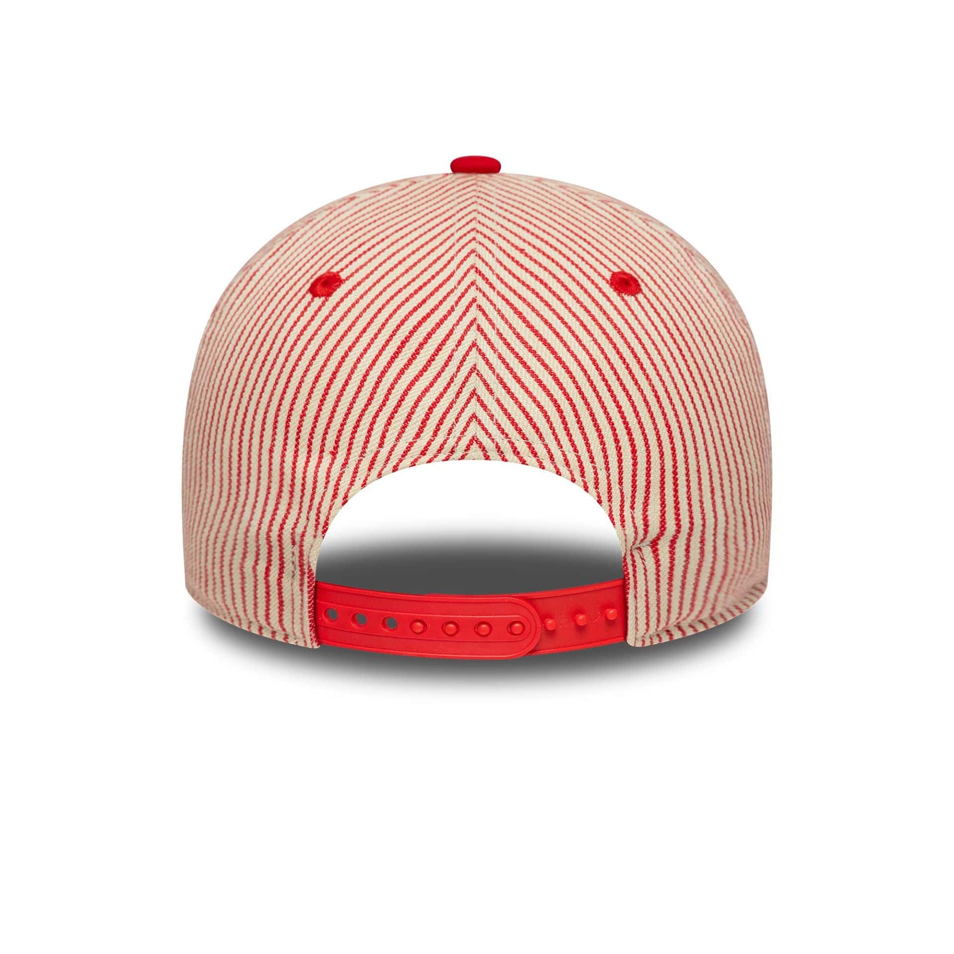 This is a Manchester United FC Pinstripe Red 9FORTY M-Crown Adjustable Cap 5