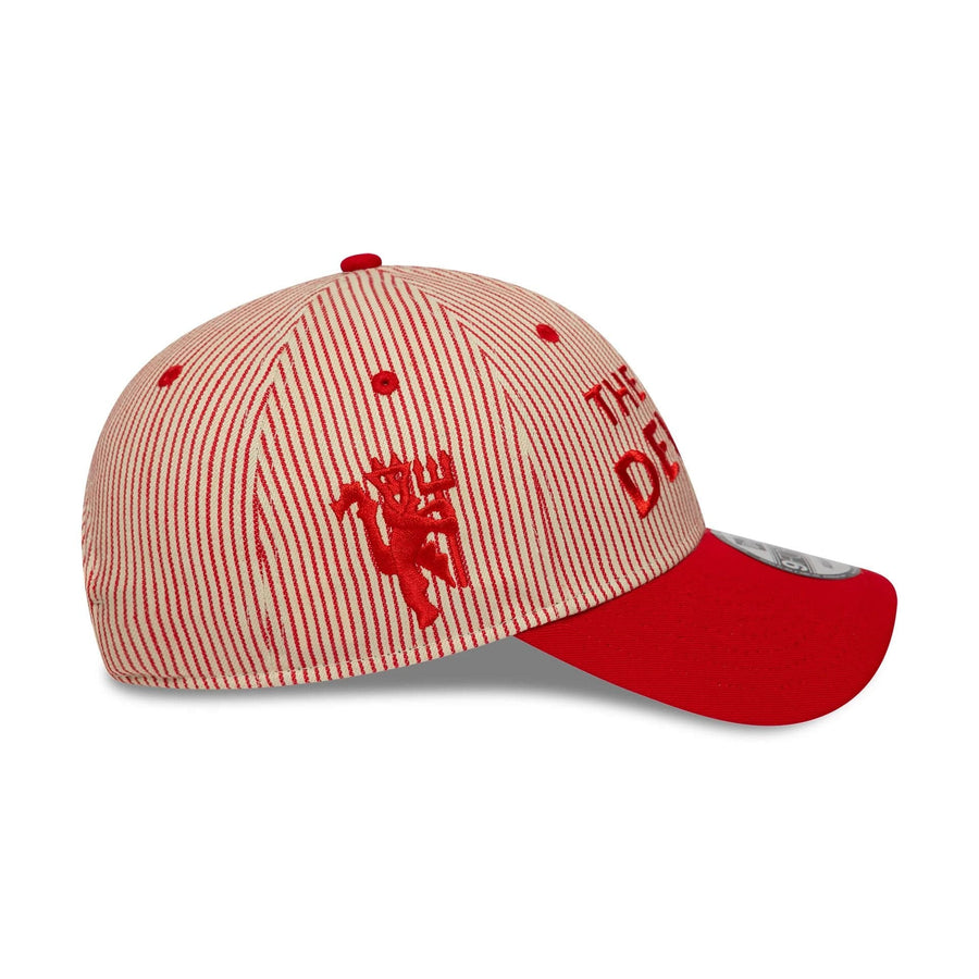 This is a Manchester United FC Pinstripe Red 9FORTY M-Crown Adjustable Cap 4