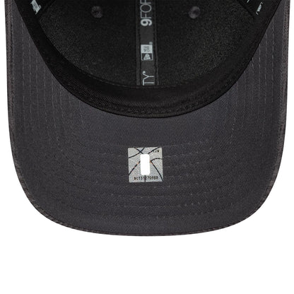 This is a LA Lakers NBA Cord Dark Grey 9FORTY M-Crown Adjustable Cap 5