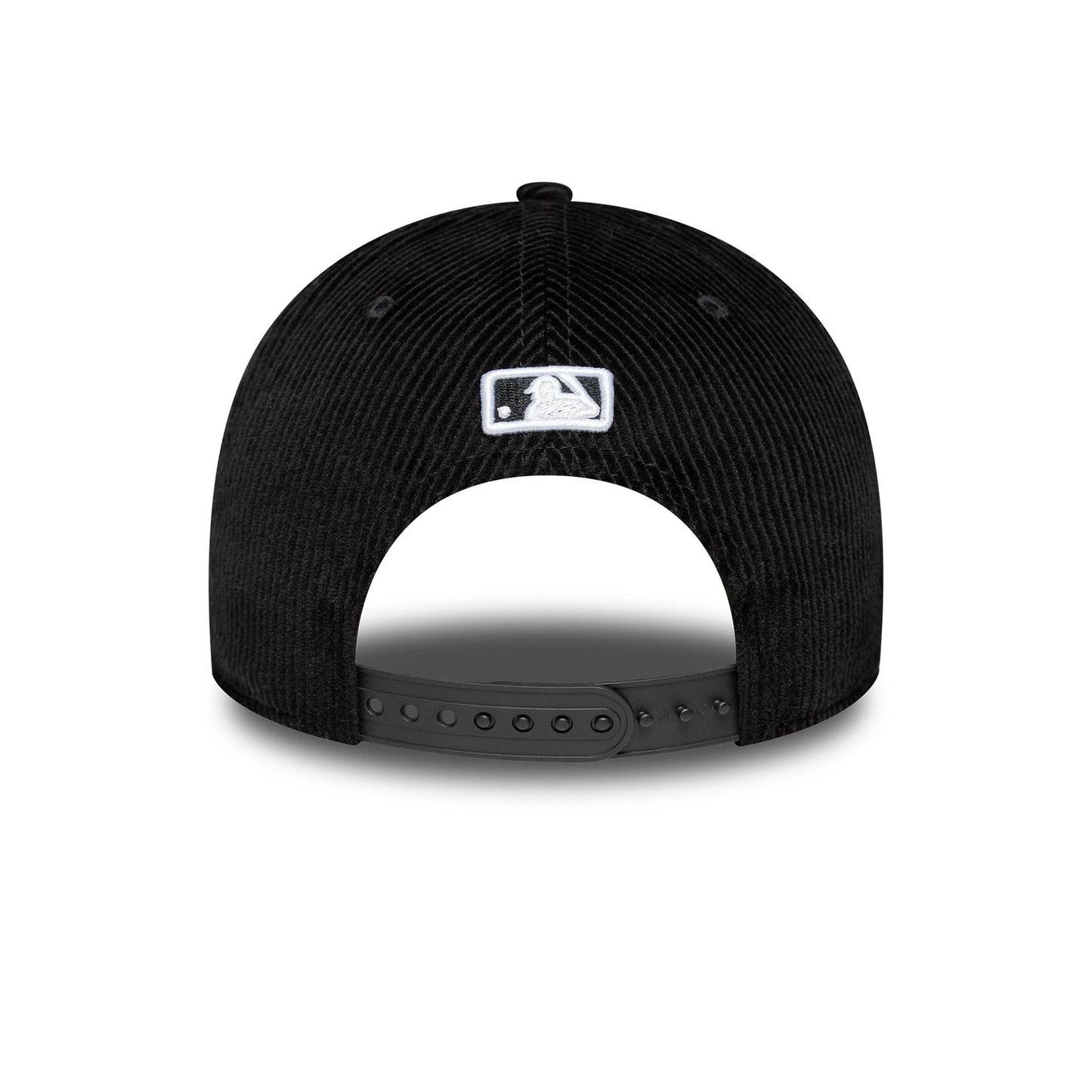 This is a New York Yankees MLB Cord Black 9FORTY M-Crown Adjustable Cap 4