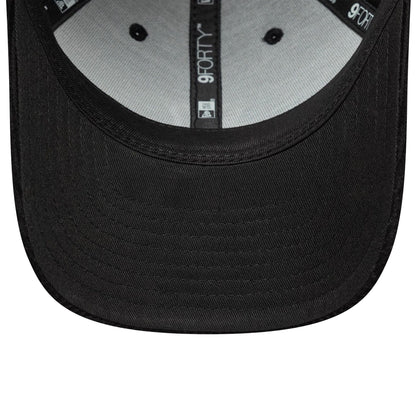 This is a New York Yankees MLB Cord Black 9FORTY M-Crown Adjustable Cap 5