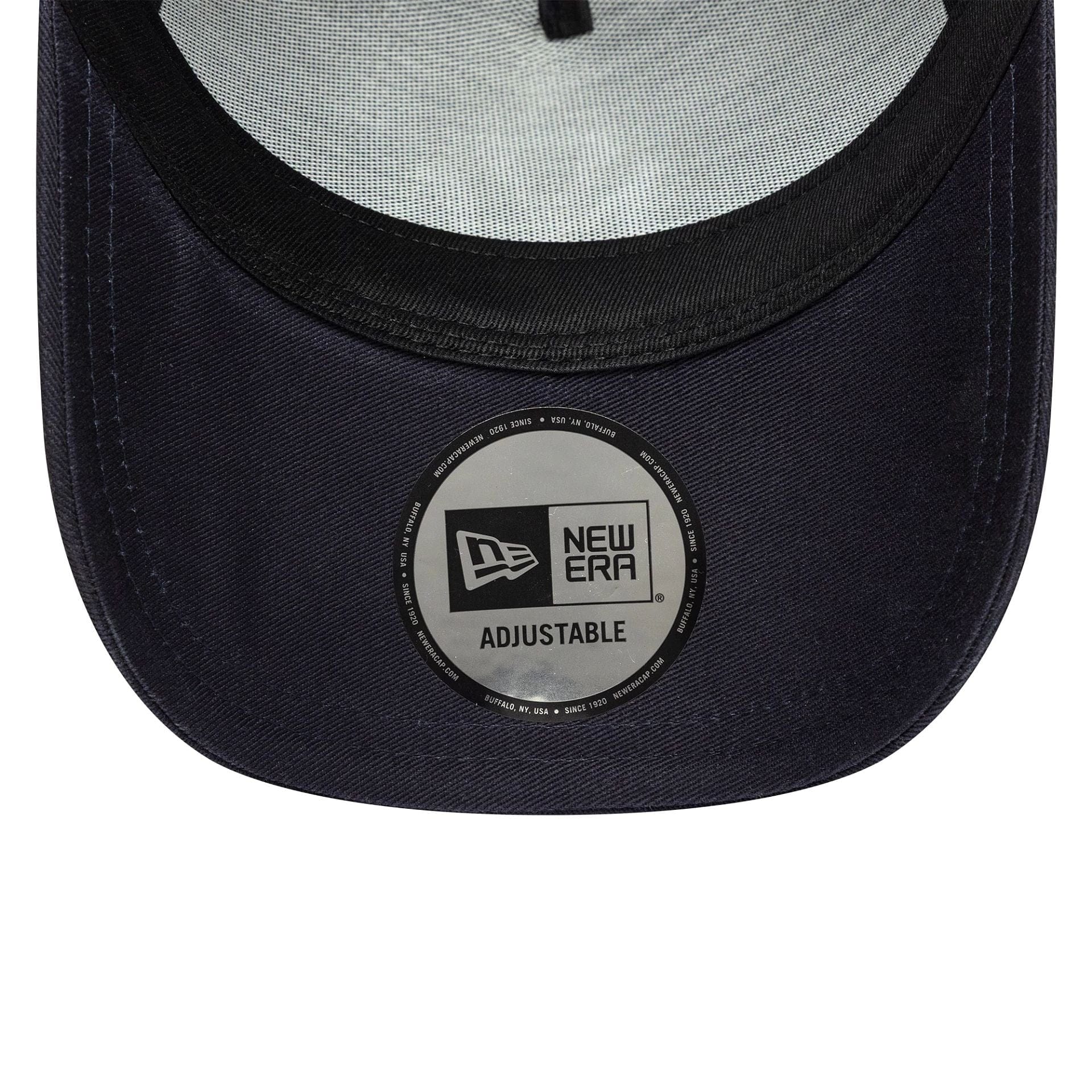 This is a New York Yankees MLB Visor Hit Navy 9FORTY E-Frame Adjustable Cap 5