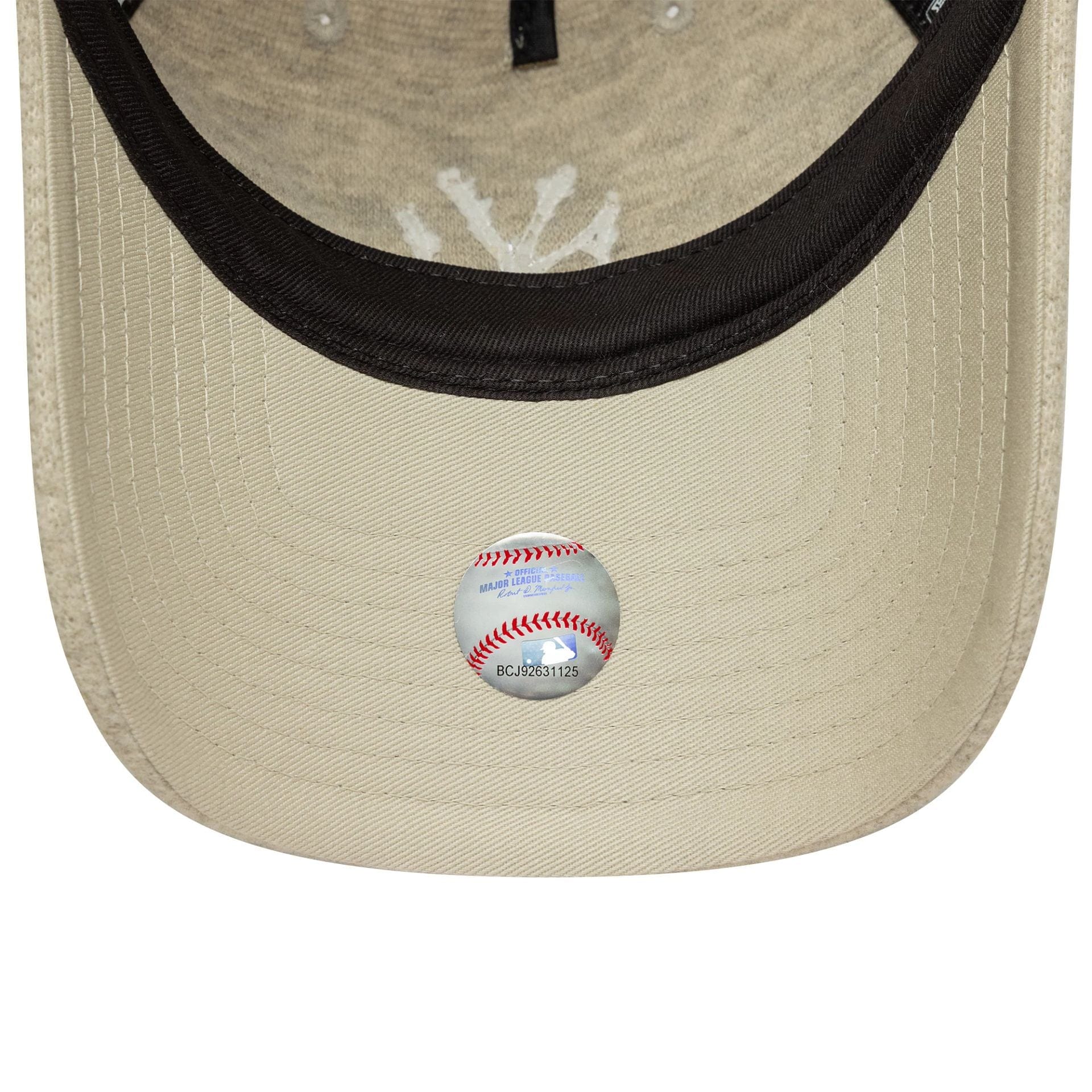 This is a New York Yankees Womens MLB  Light Beige 9TWENTY A-Frame Adjustable Cap 5