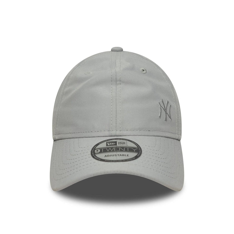 This is a New York Yankees MLB Flawless Grey 9TWENTY Adjustable Cap 3