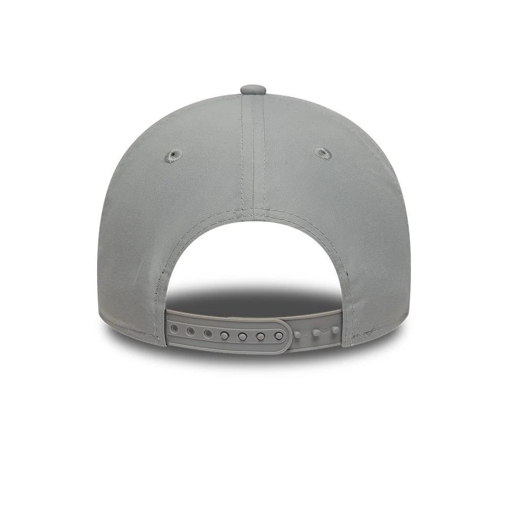 New York Yankees MLB Flawless Grey New Era 9TWENTY Adjustable Cap, rear view showing the grey adjustable strap at the back of the unstructured grey crown featuring two embroidered eyelets.