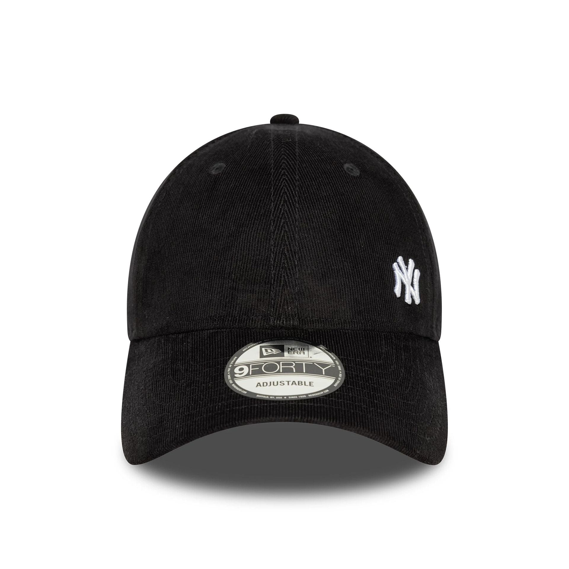 This is a New York Yankees MLB Flawless Cord Black 9FORTY Adjustable Cap 2