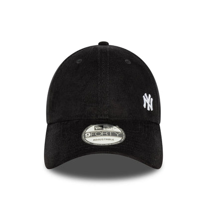 This is a New York Yankees MLB Flawless Cord Black 9FORTY Adjustable Cap 2