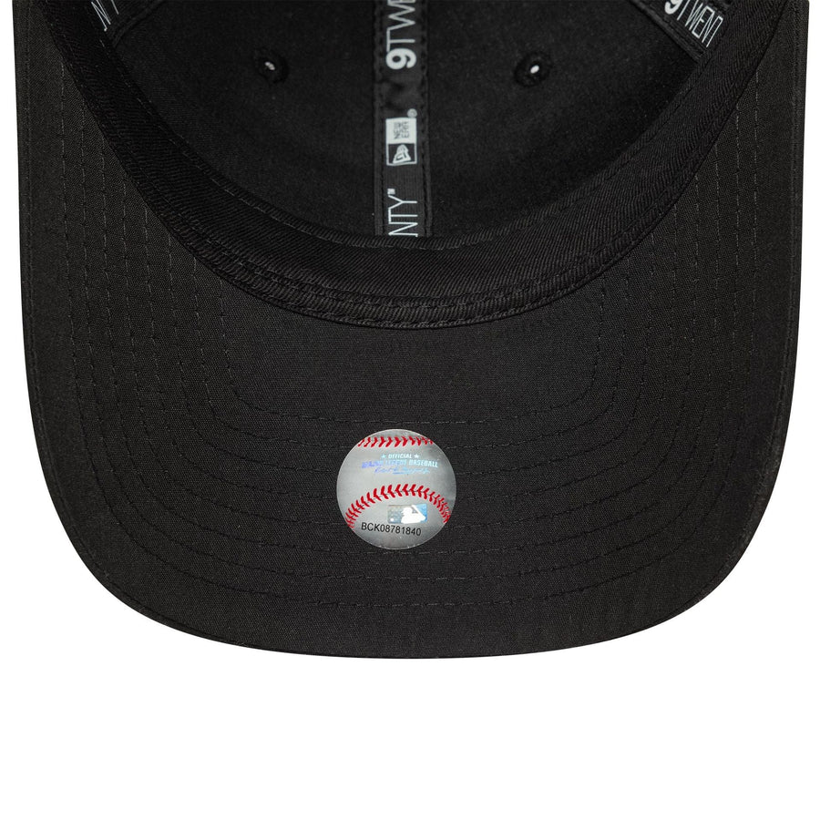 This is a New York Yankees MLB Flawless Black 9TWENTY Adjustable Cap 5