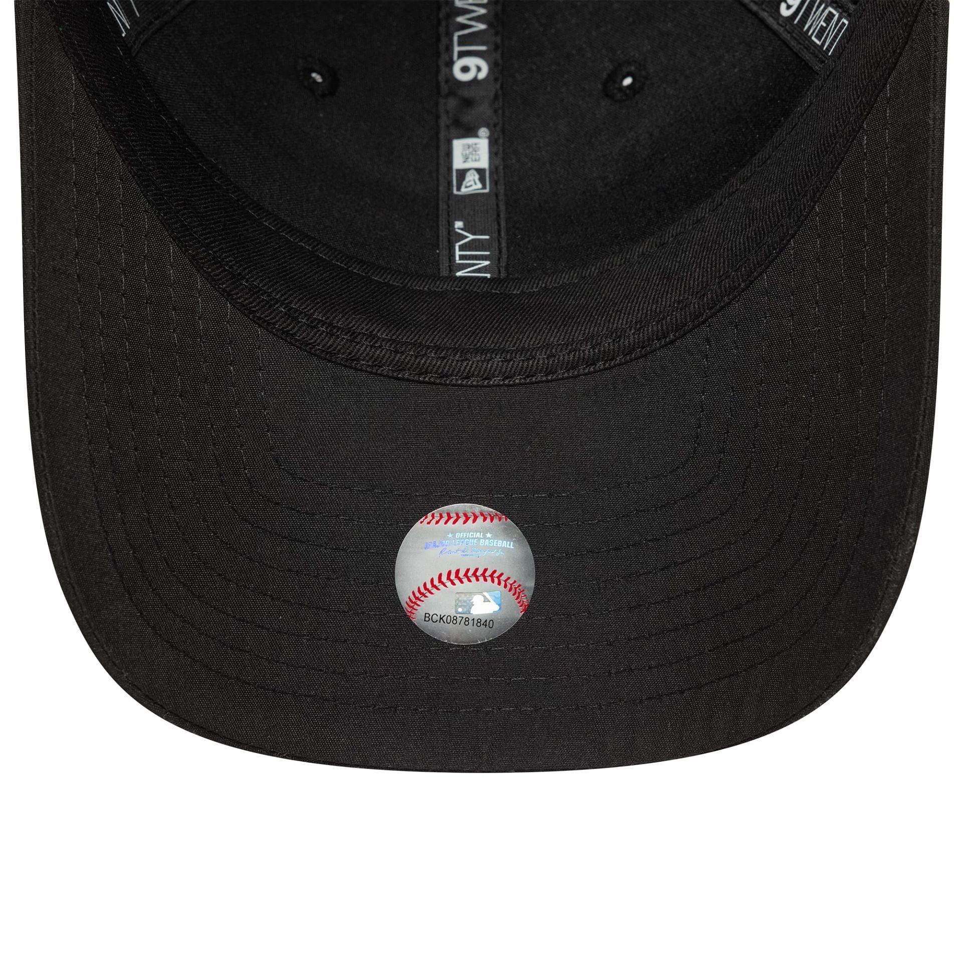 This is a New York Yankees MLB Flawless Black 9TWENTY Adjustable Cap 5