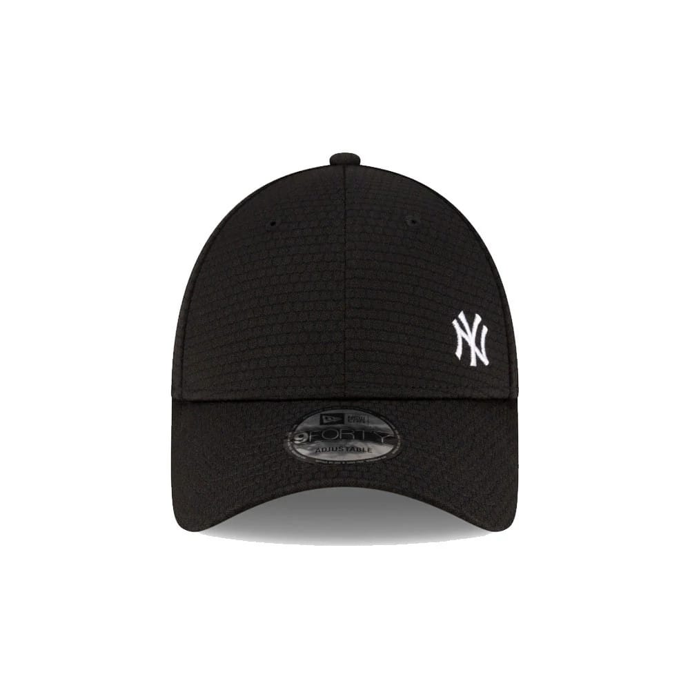 This is a New York Yankees MLB Flawless Mesh Black 9FORTY Adjustable Cap. 2