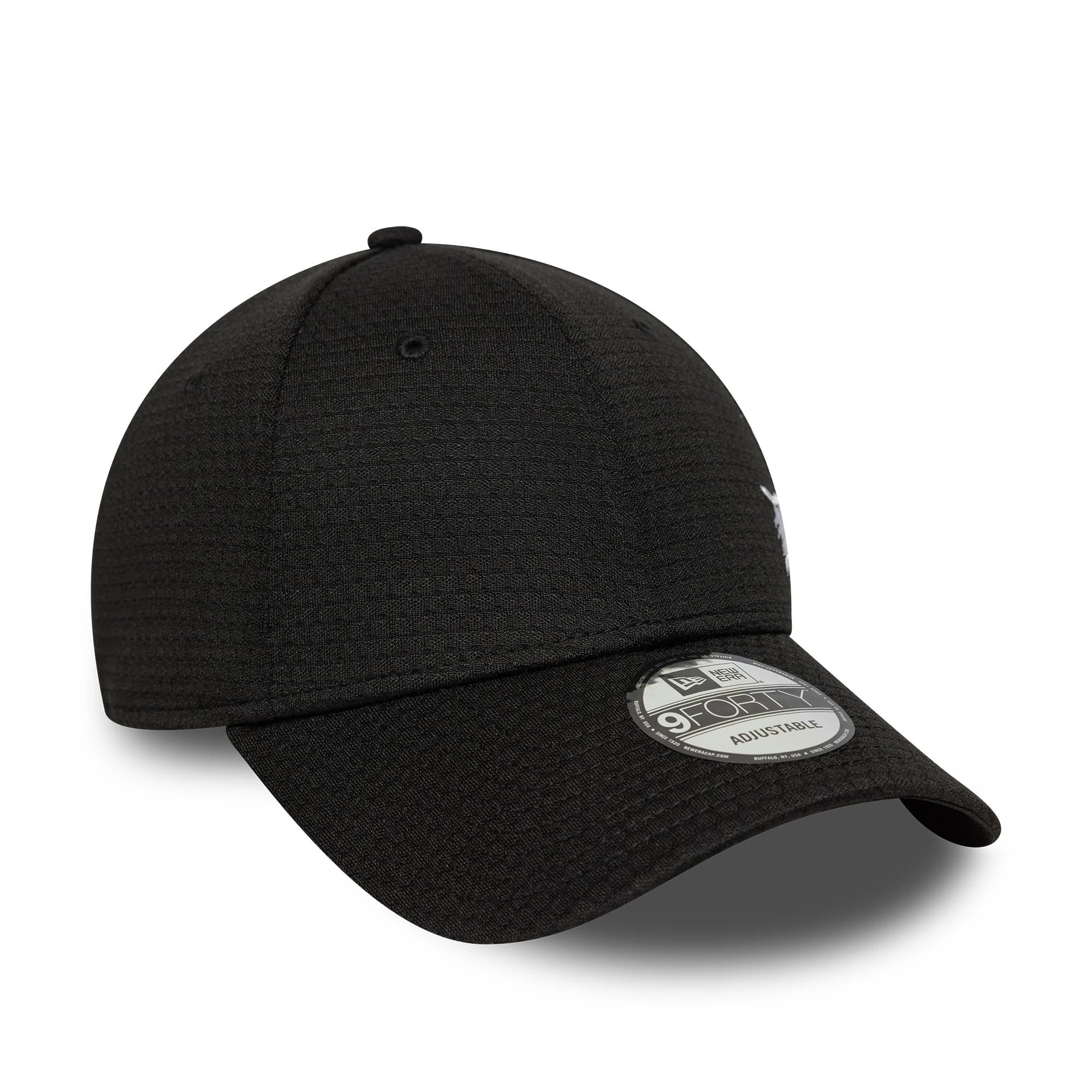 This is a Detroit Tigers MLB Flawless Mesh Black 9FORTY Adjustable Cap 3