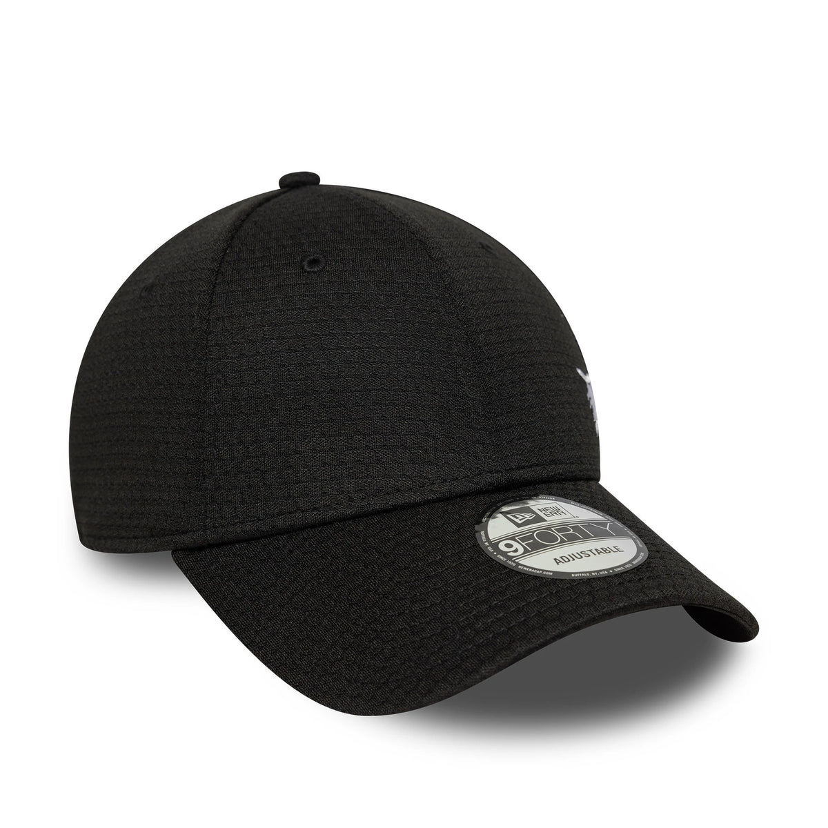 This is a Detroit Tigers MLB Flawless Mesh Black 9FORTY Adjustable Cap 3