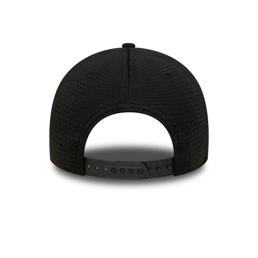 This is a Detroit Tigers MLB Flawless Mesh Black 9FORTY Adjustable Cap 4