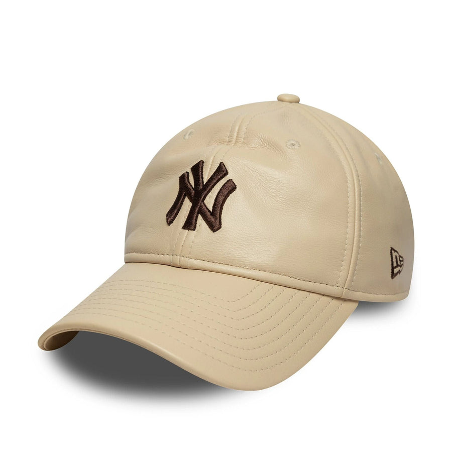 This is a New York Yankees MLB Leather Cream 9TWENTY Adjustable Cap 3