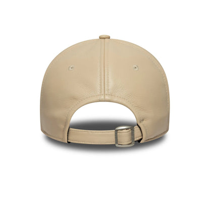 This is a New York Yankees MLB Leather Cream 9TWENTY Adjustable Cap 4