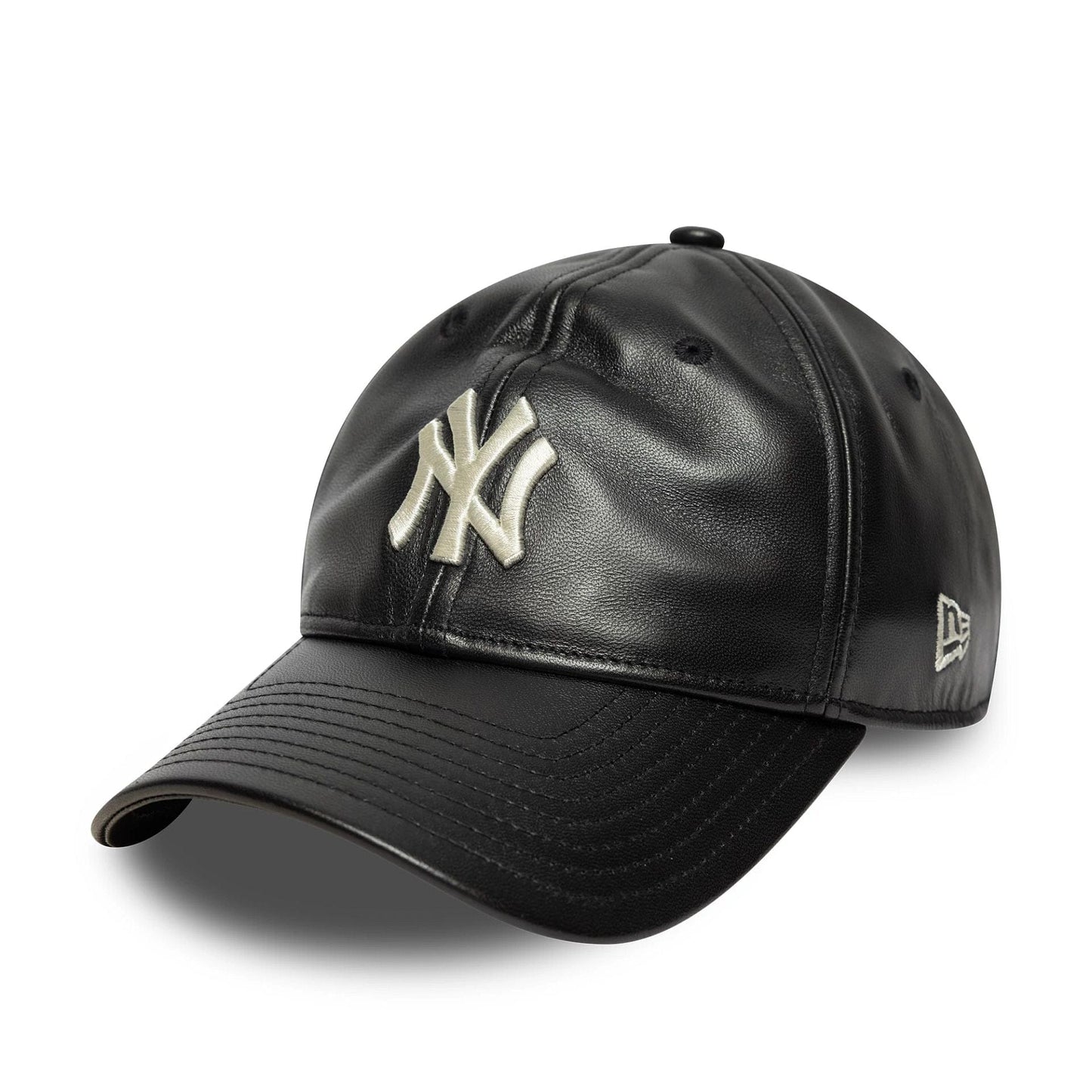 This is a New York Yankees MLB Leather Black 9TWENTY Adjustable Cap 3