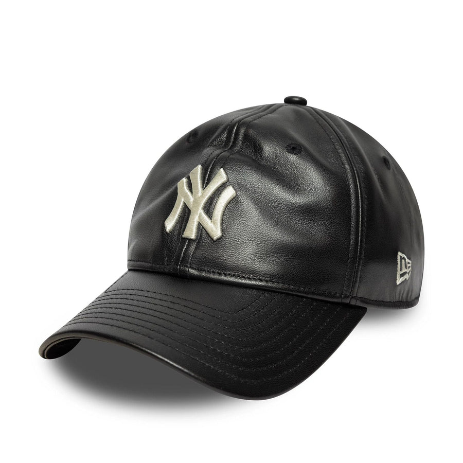 This is a New York Yankees MLB Leather Black 9TWENTY Adjustable Cap 3