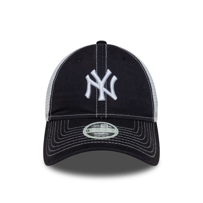 This is a New York Yankees Womens MLB Washed Navy 9TWENTY Adjustable Cap 2