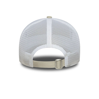 This is a LA Dodgers Womens MLB Washed Cream 9TWENTY Adjustable Cap 4