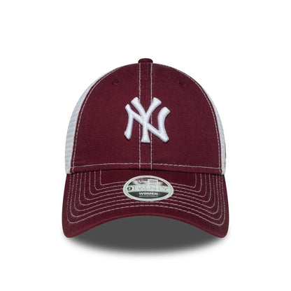 This is a New York Yankees Womens MLB Washed Dark Red 9TWENTY Adjustable Cap 2