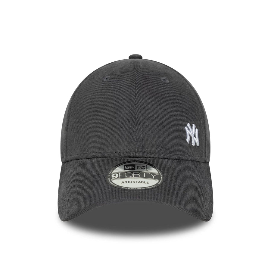 This is a New York Yankees MLB Flawless Cord Grey 9FORTY Adjustable Cap 2