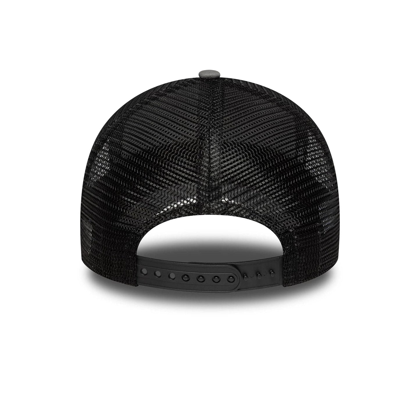 This is a Batman Youth DC Black 9FORTY Trucker Adjustable Cap 4