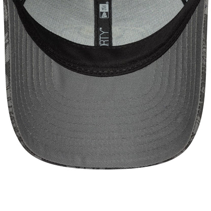 This is a Batman Youth DC Black 9FORTY Trucker Adjustable Cap 5