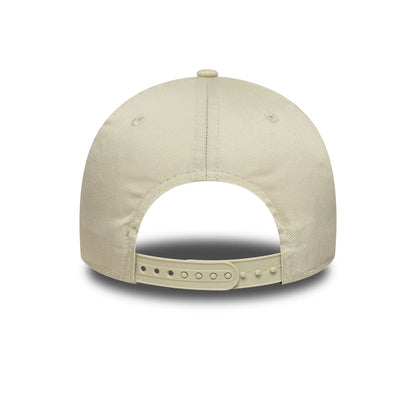 This is a Harry Potter Gryffindor Youth Warner Brothers Cream 9FORTY Adjustable Cap 4