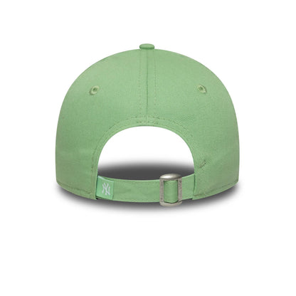 This is a New York Yankees Child MLB Nautical Icon Pastel Green 9FORTY Adjustable Cap 4