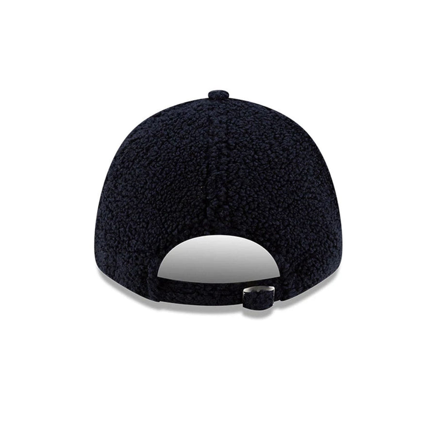 This is a New York Yankees MLB Borg Navy 9FORTY Adjustable Cap 8