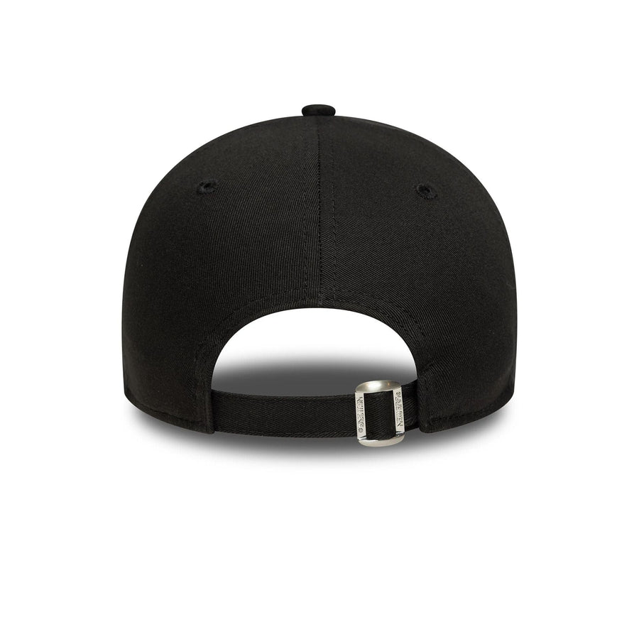 This is a New York Yankees MLB Icon Black 9FORTY Adjustable Cap 4