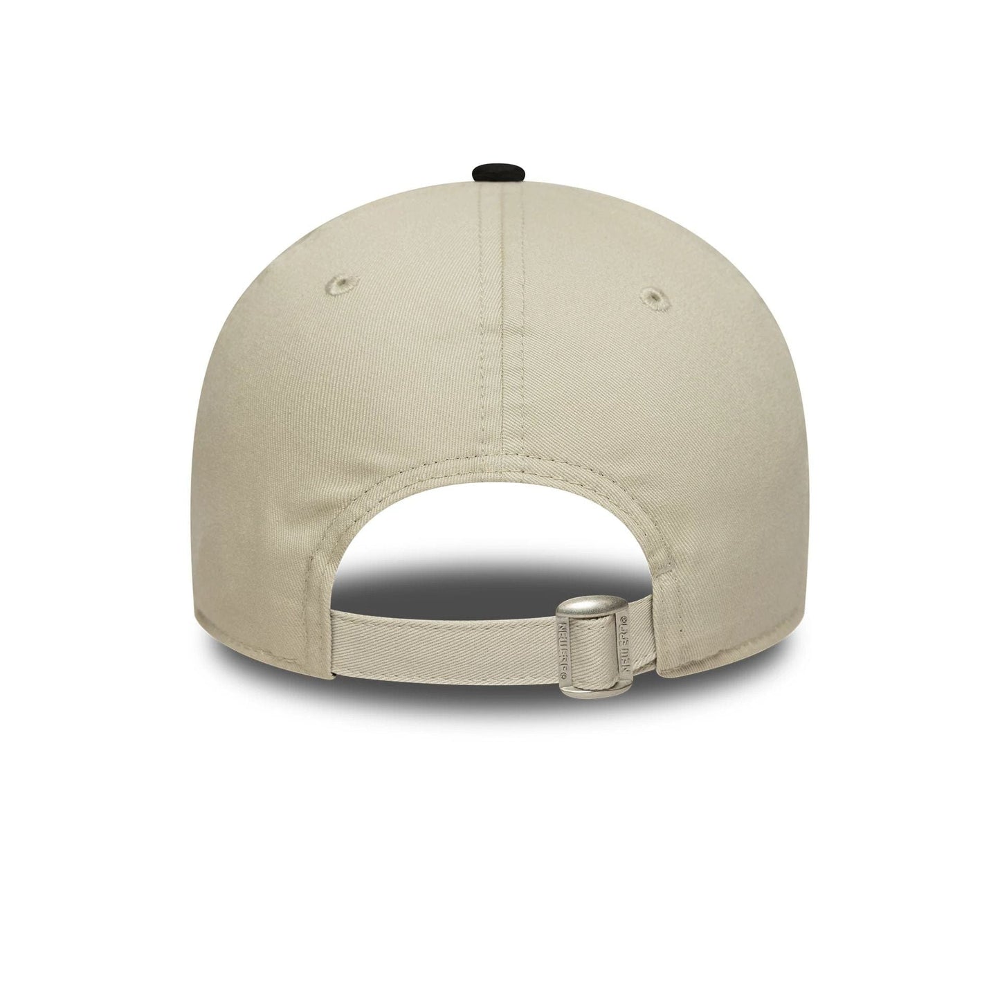 This is a Chicago Bulls NBA Colour Block Cream 9FORTY Adjustable Cap 4