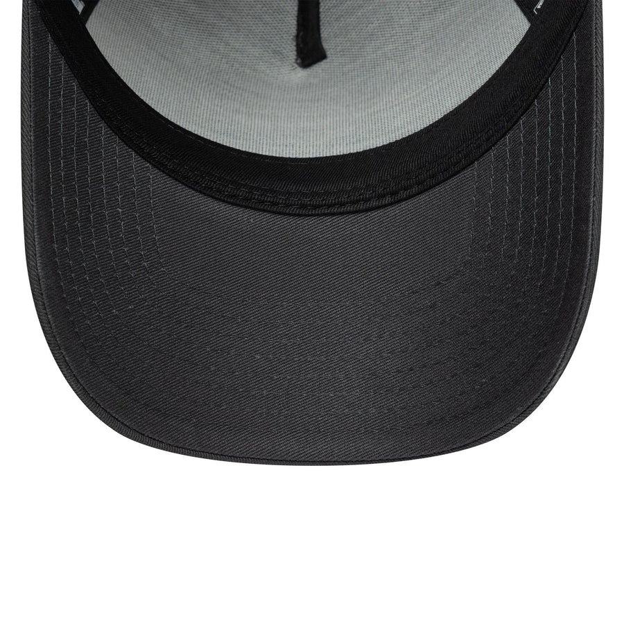 This is a Chicago Bulls NBA Metallic Dark Grey 9FORTY E-Frame Adjustable Cap 5