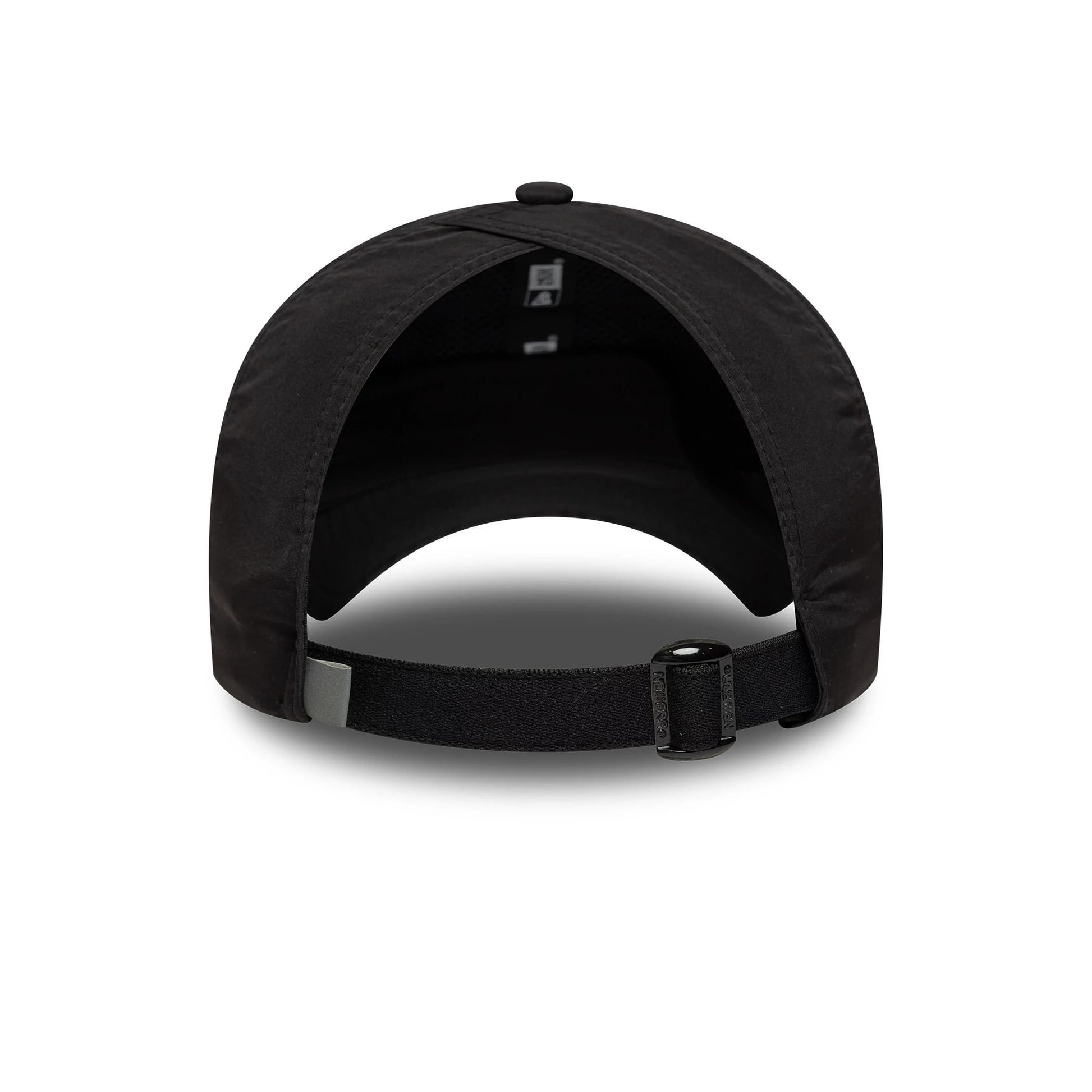 This is a New York Yankees Womens MLB Flawless Black Pony Tail Adjustable Cap 2
