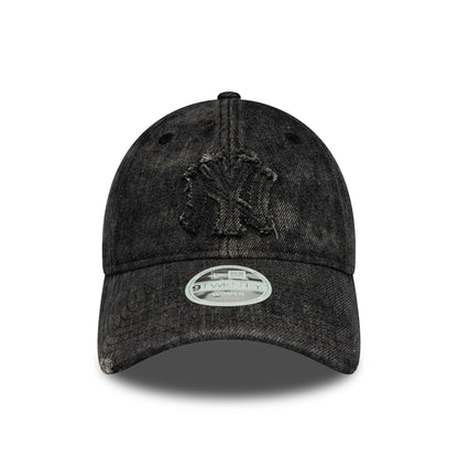 This is a New York Yankees Womens MLB Stone Denim Black 9TWENTY Adjustable Cap 2