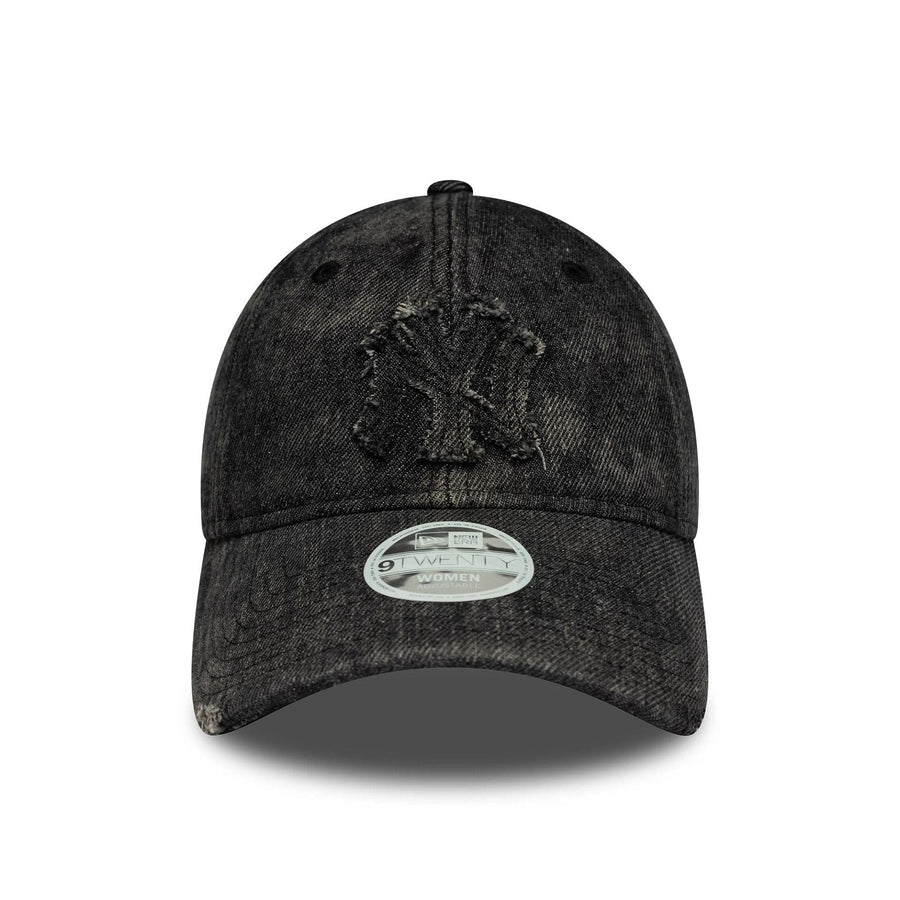 This is a New York Yankees Womens MLB Stone Denim Black 9TWENTY Adjustable Cap 2